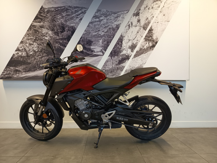 HONDA CB 125 R - 08/2025 - 1580 KMS - MERIGNAC