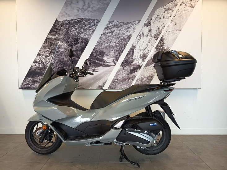 HONDA PCX 125 - 10/2023 - 2310 KMS - MERIGNAC