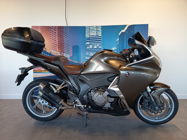 HONDA VFR 1200 F DCT FULL- 05/2014 - 54840 KMS - MERIGNAC