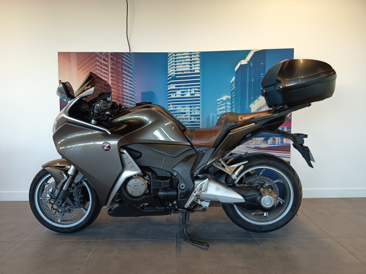 HONDA VFR 1200 F DCT FULL- 05/2014 - 54840 KMS - MERIGNAC