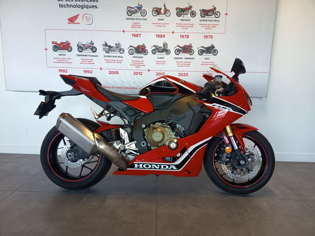 HONDA NT 1100 DCT / NT1100D SPORTING MOTO  AIX-EN-PROVENCE 